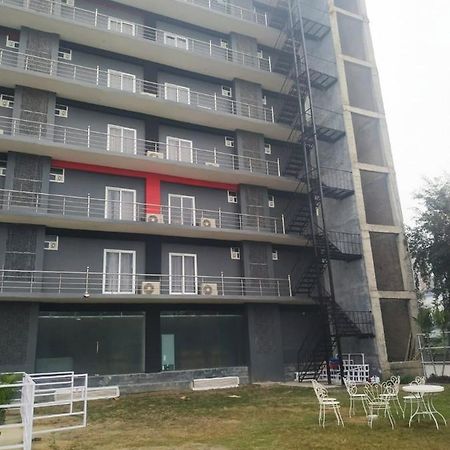 Hotel Aarkay Palace Badarpur Exterior foto