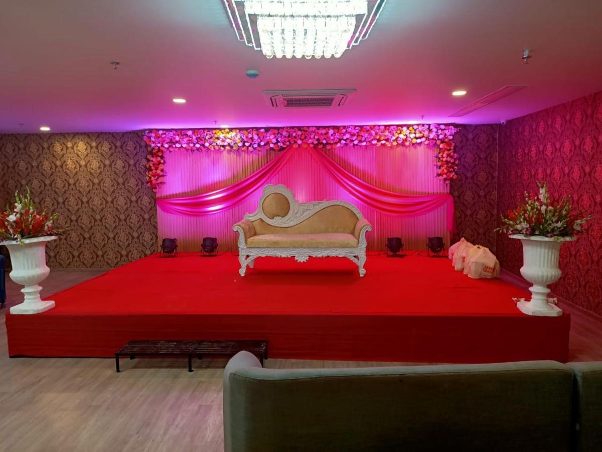 Hotel Aarkay Palace Badarpur Exterior foto