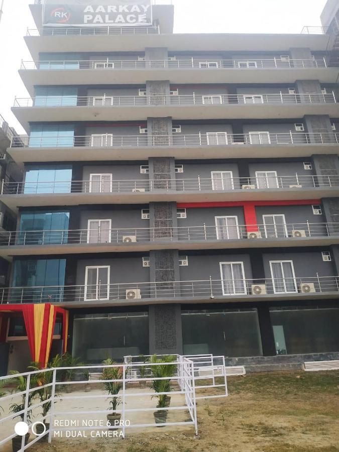 Hotel Aarkay Palace Badarpur Exterior foto